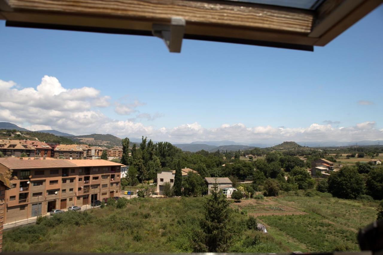 Atico Con Terraza En Graus-Pirineo De Huesca Apartment Luaran gambar